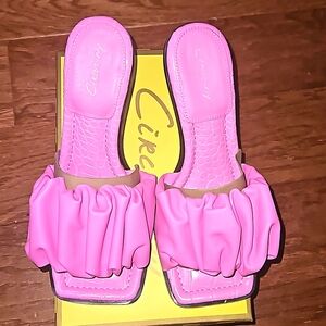 Slide heels bubble gum pink 9 1/2